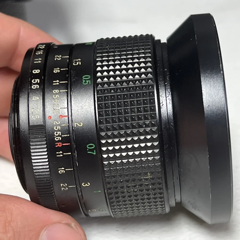 Vivitar 28mm 1:2.5 Auto Wide Angle 67mm Lens Untested